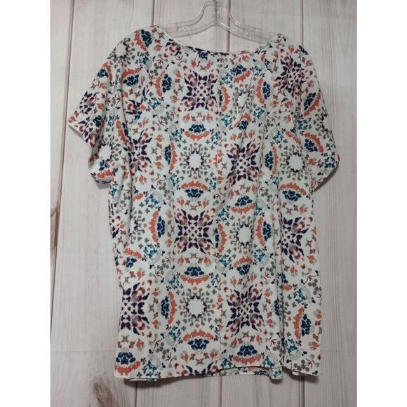 Ladies 1x a.n.a Women's White Patterned Blouse Top Short Sleeve Casual - Picture 2 of 7